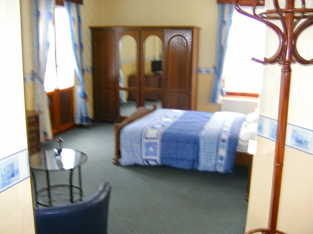 B&B Le Petit Normand Жале Экстерьер фото